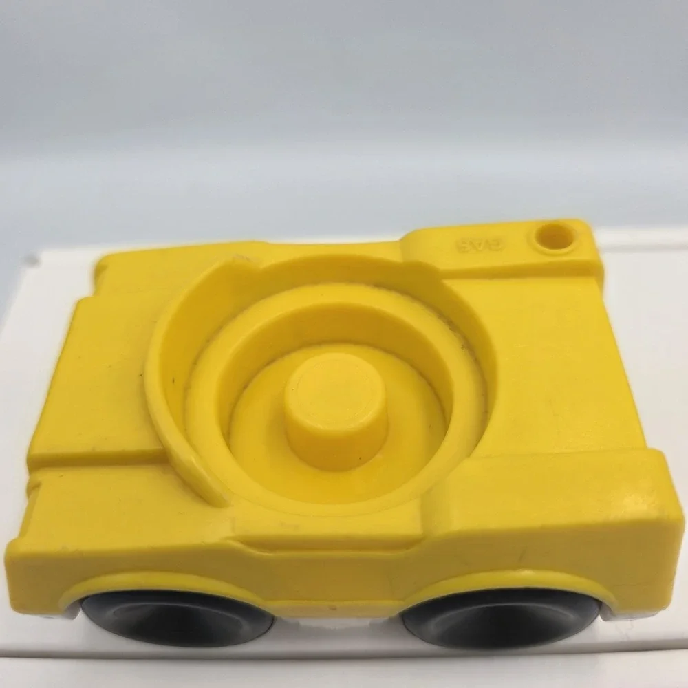 Vtg Fisher Price Little People Yellow & White One Seater Black Tires Car Plastic